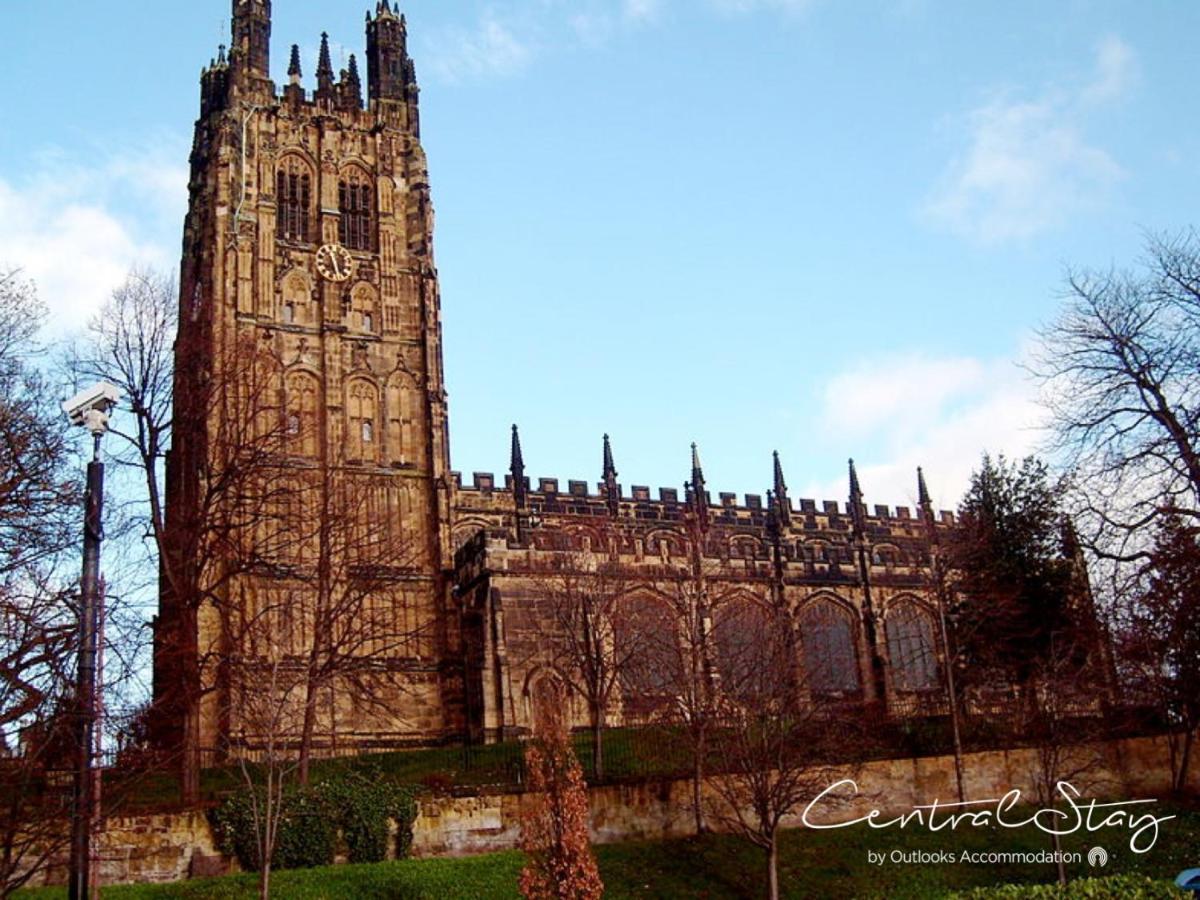 The Lower Gathering - Town Centre - Sleeps Up To 10 Wrexham Kültér fotó